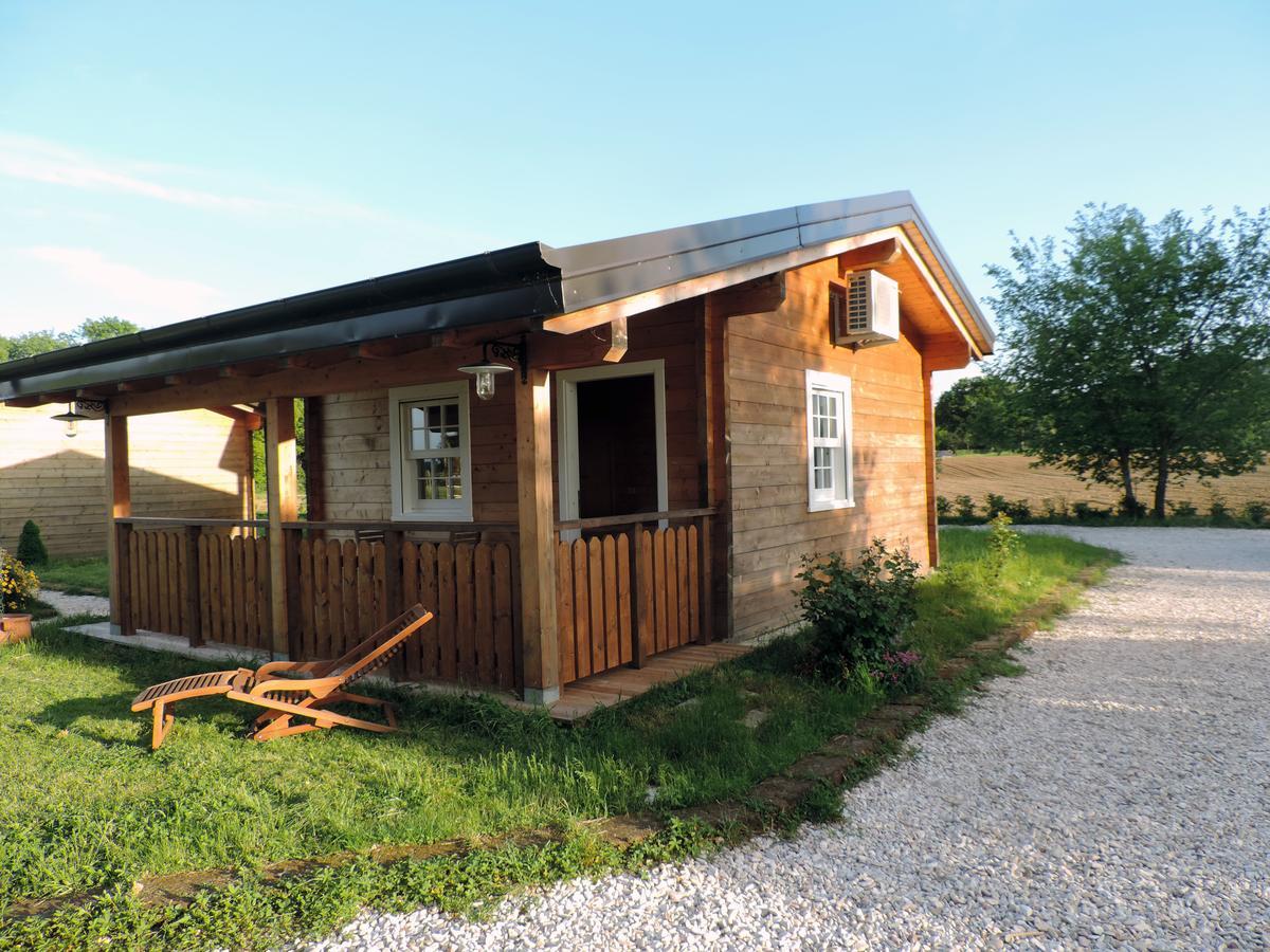 Evolution Camp Hotell SantʼIppolito Eksteriør bilde
