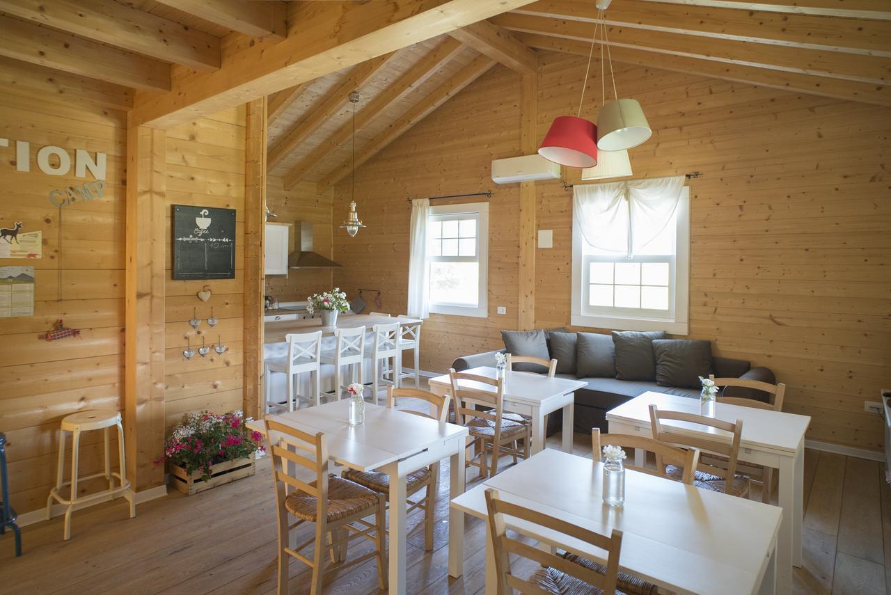 Evolution Camp Hotell SantʼIppolito Eksteriør bilde